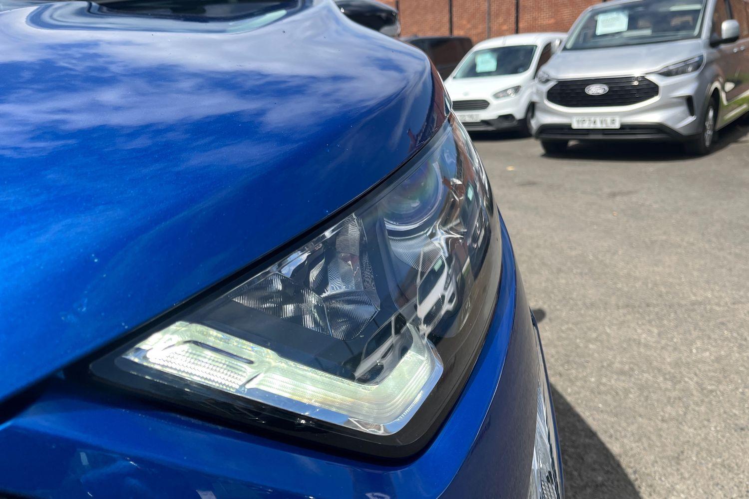 Ford ECOSPORT Photo 31