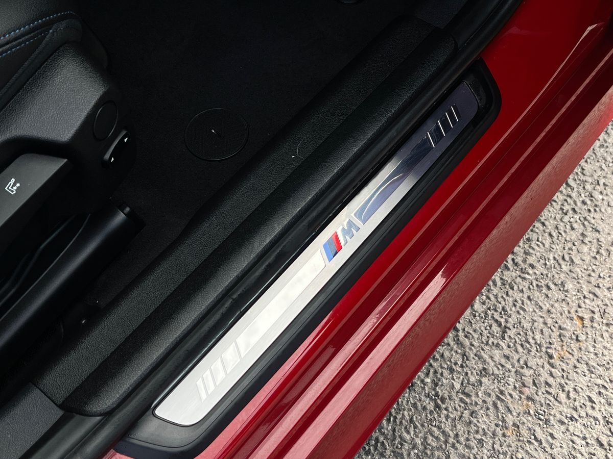 BMW 3 Series Photo 29