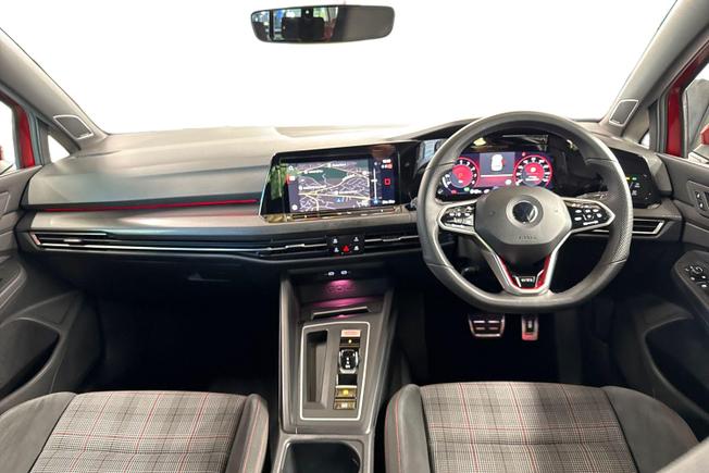 VOLKSWAGEN Golf Photo 10