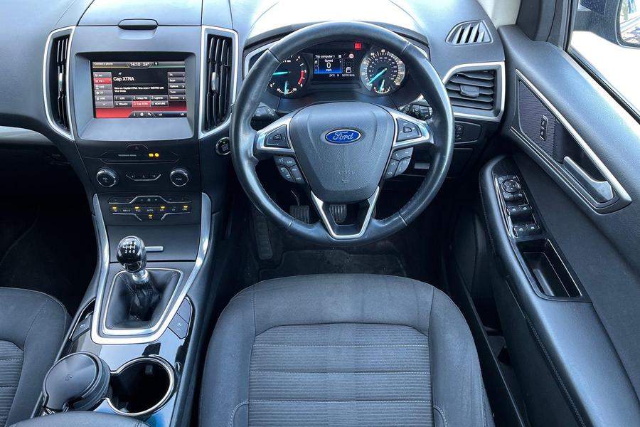 Ford EDGE Photo autoimg-69aad68e8154adfd364dc651fb7fa5cb931afef5.jpg