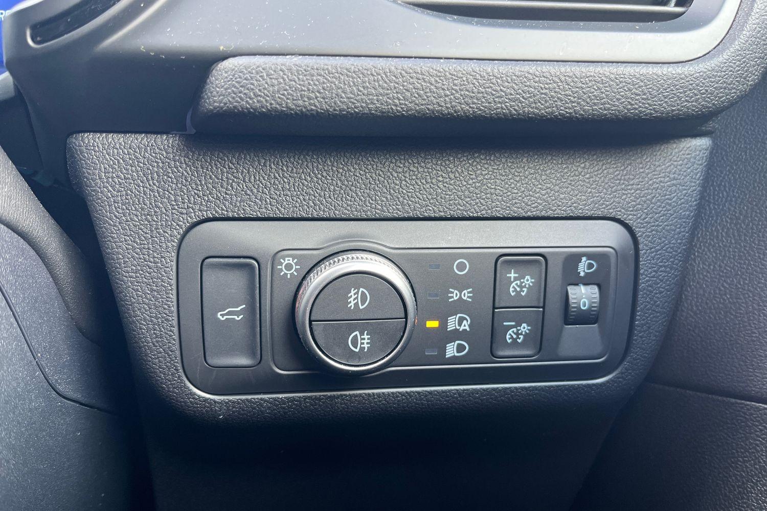 Ford Kuga Photo 38
