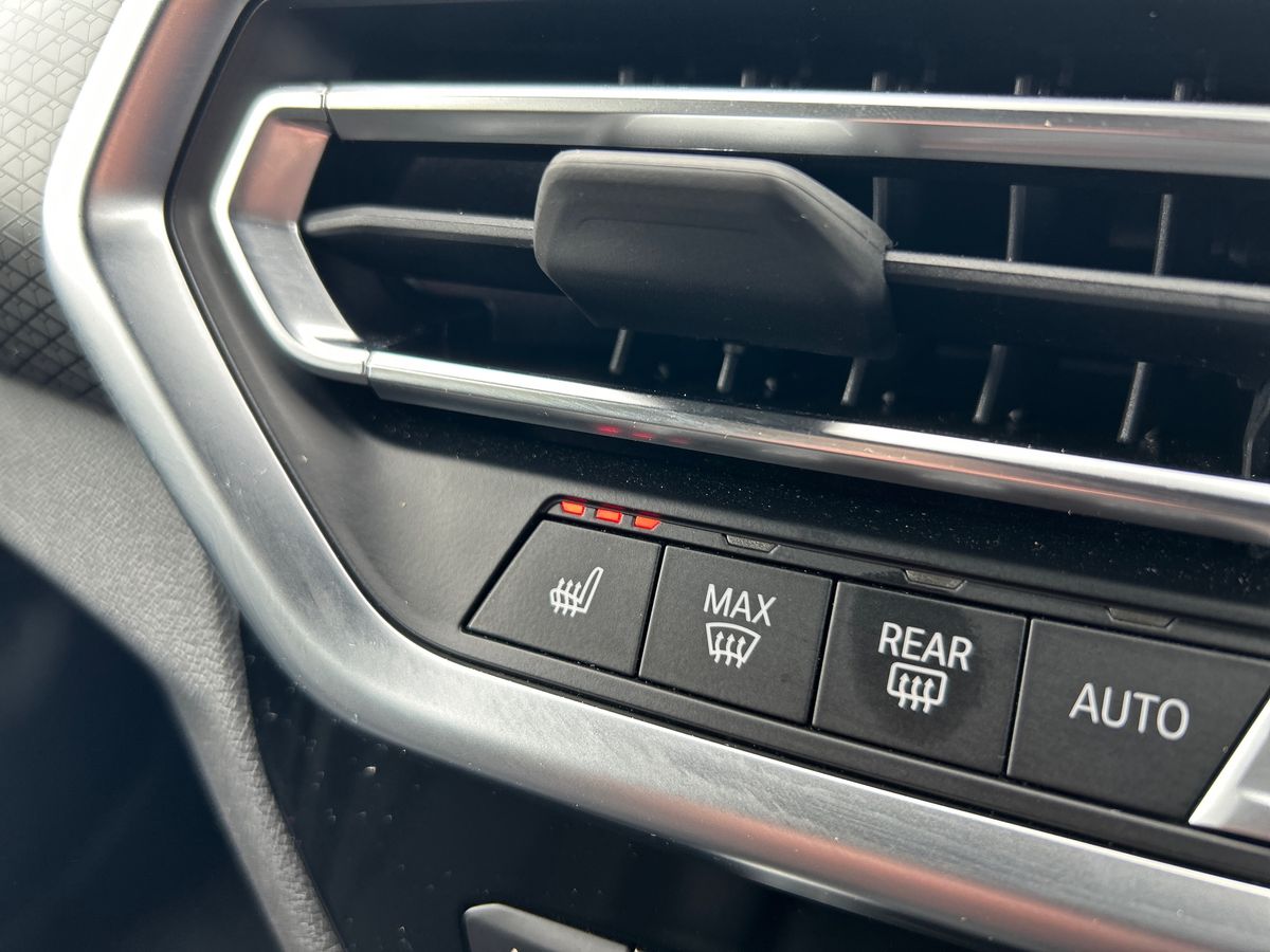 BMW X3 Photo 25