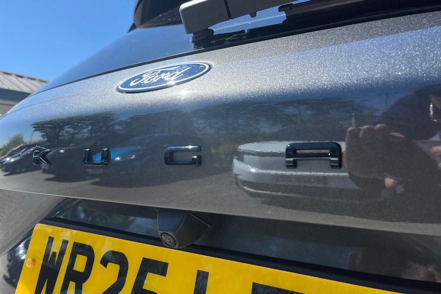 Ford KUGA Photo autoimg-69b3925071e7534062884f615d317bbce8aba650.jpg