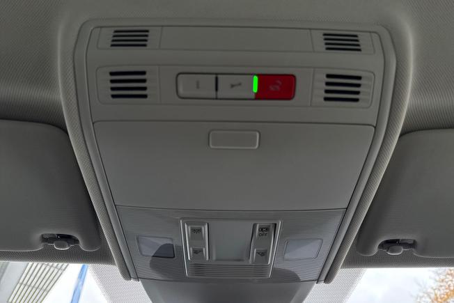 VOLKSWAGEN Polo Photo 26
