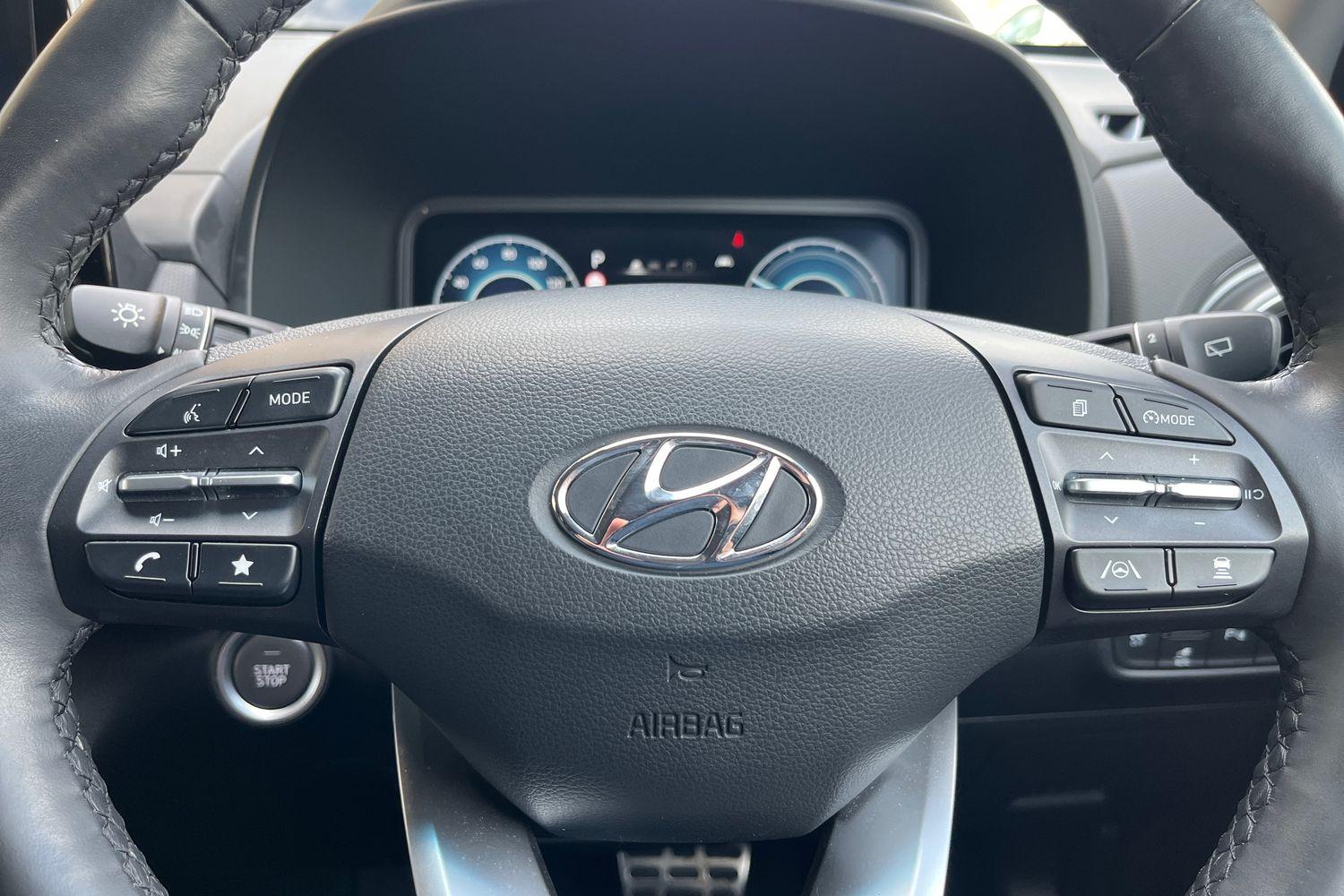Hyundai KONA Photo 11