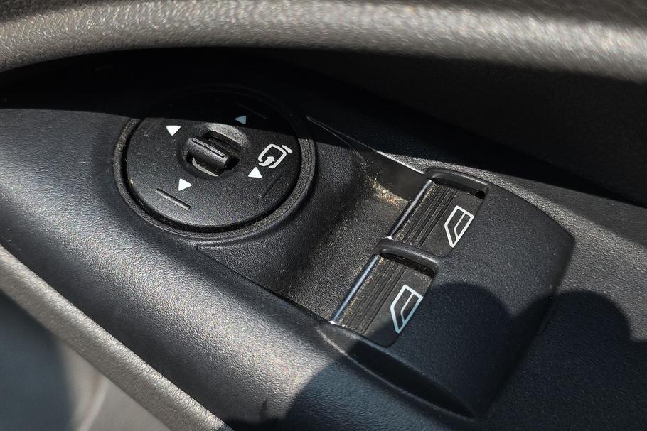 Used Ford TRANSIT CONNECT WF24OKK 17