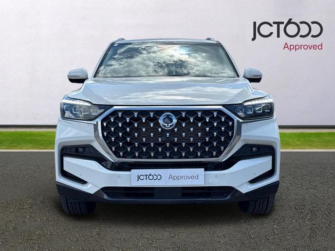 SSANGYONG Rexton Photo 8