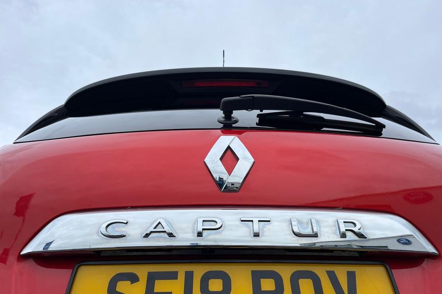 Renault CAPTUR Photo autoimg-69cf49a5e97714e0ed02078f228215e67561e11f.jpg