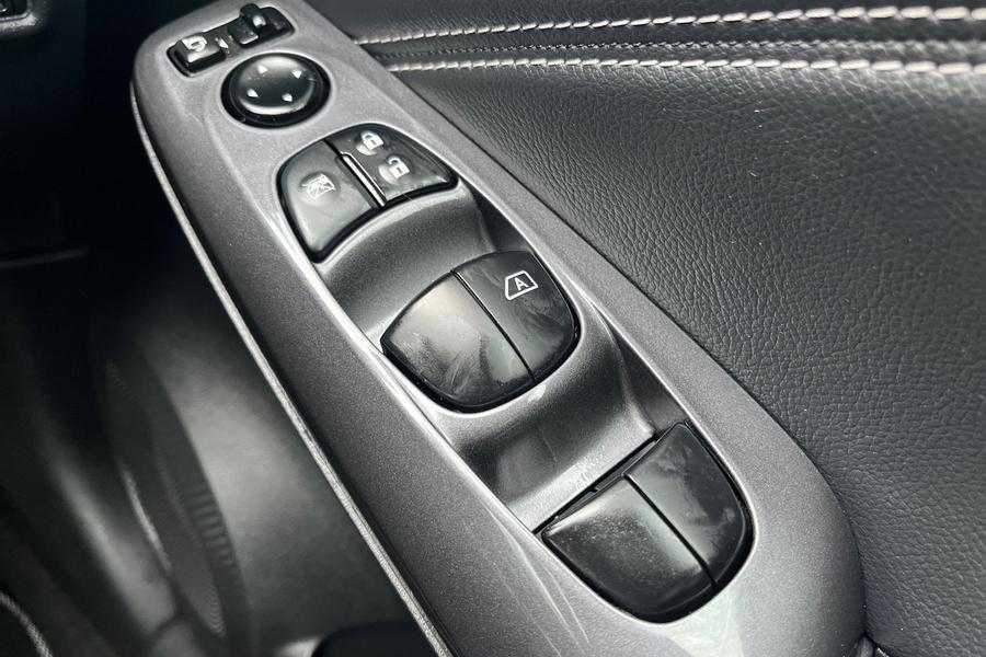 Nissan JUKE Photo autoimg-69d10118409fc8fd0565dca18d3f02e2eb7090ad.jpg