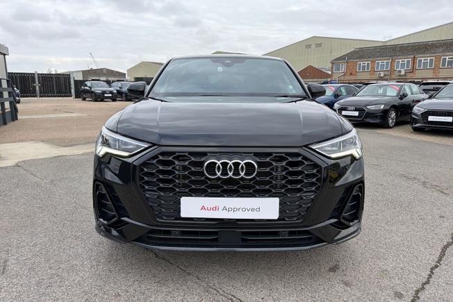 Audi Q3 Photo 44