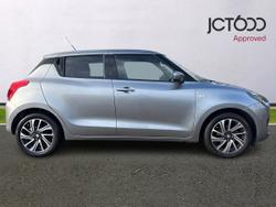 SUZUKI Swift Photo 4