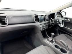 KIA Sportage Photo 2
