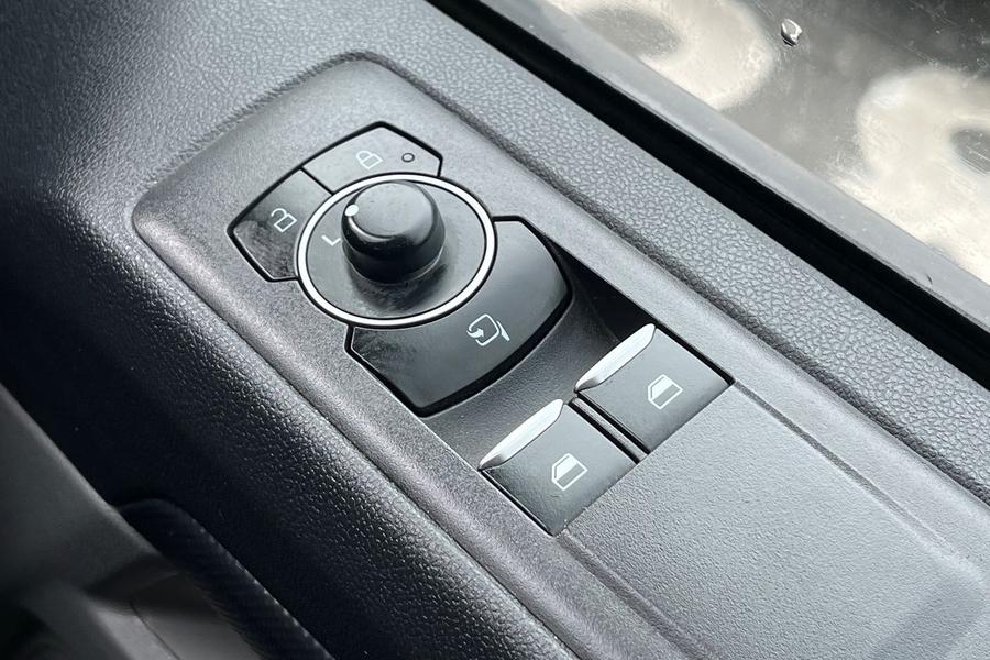 Ford E-TRANSIT CUSTOM Photo autoimg-69d6bb148229498e99c1e516ce046ca0eb568861.jpg