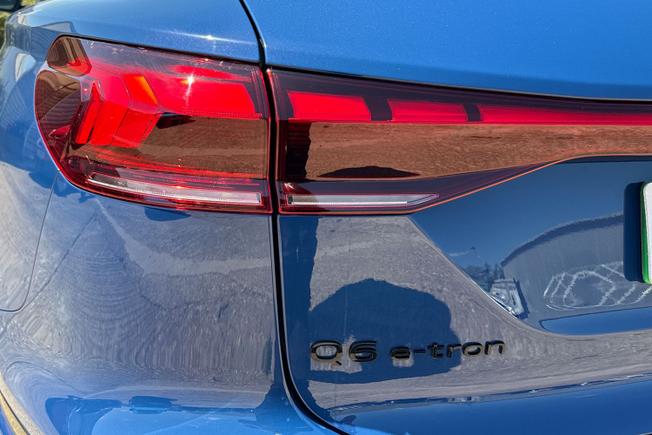 AUDI Q6 E-Tron Photo 44