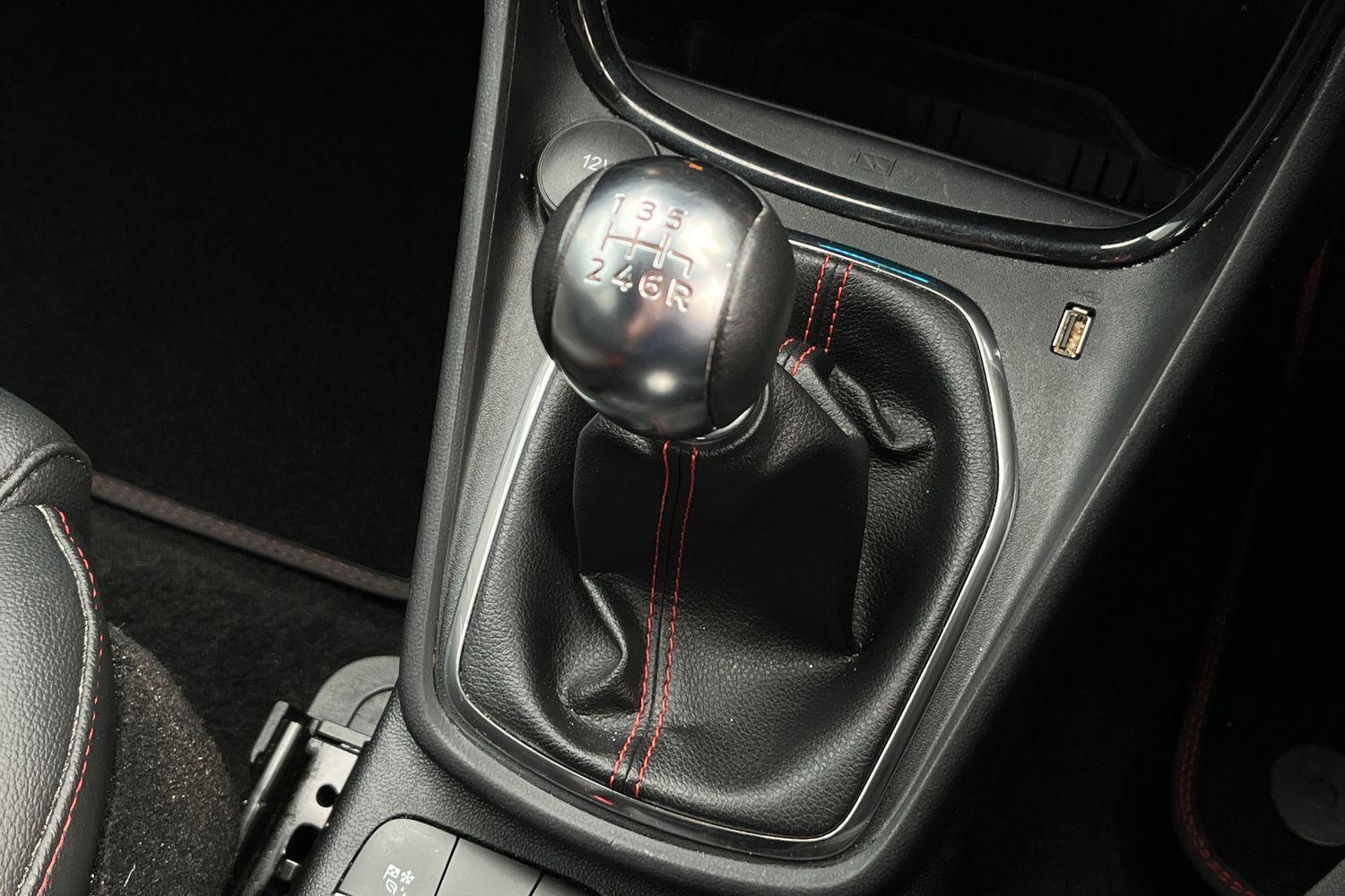 Ford PUMA Photo 34