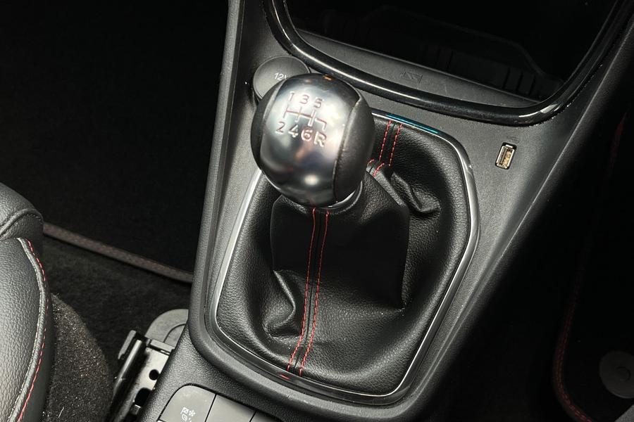 Ford PUMA Photo autoimg-69d78e0d45dd0e0ed87c3766a8ac4472f8f1bd9a.jpg