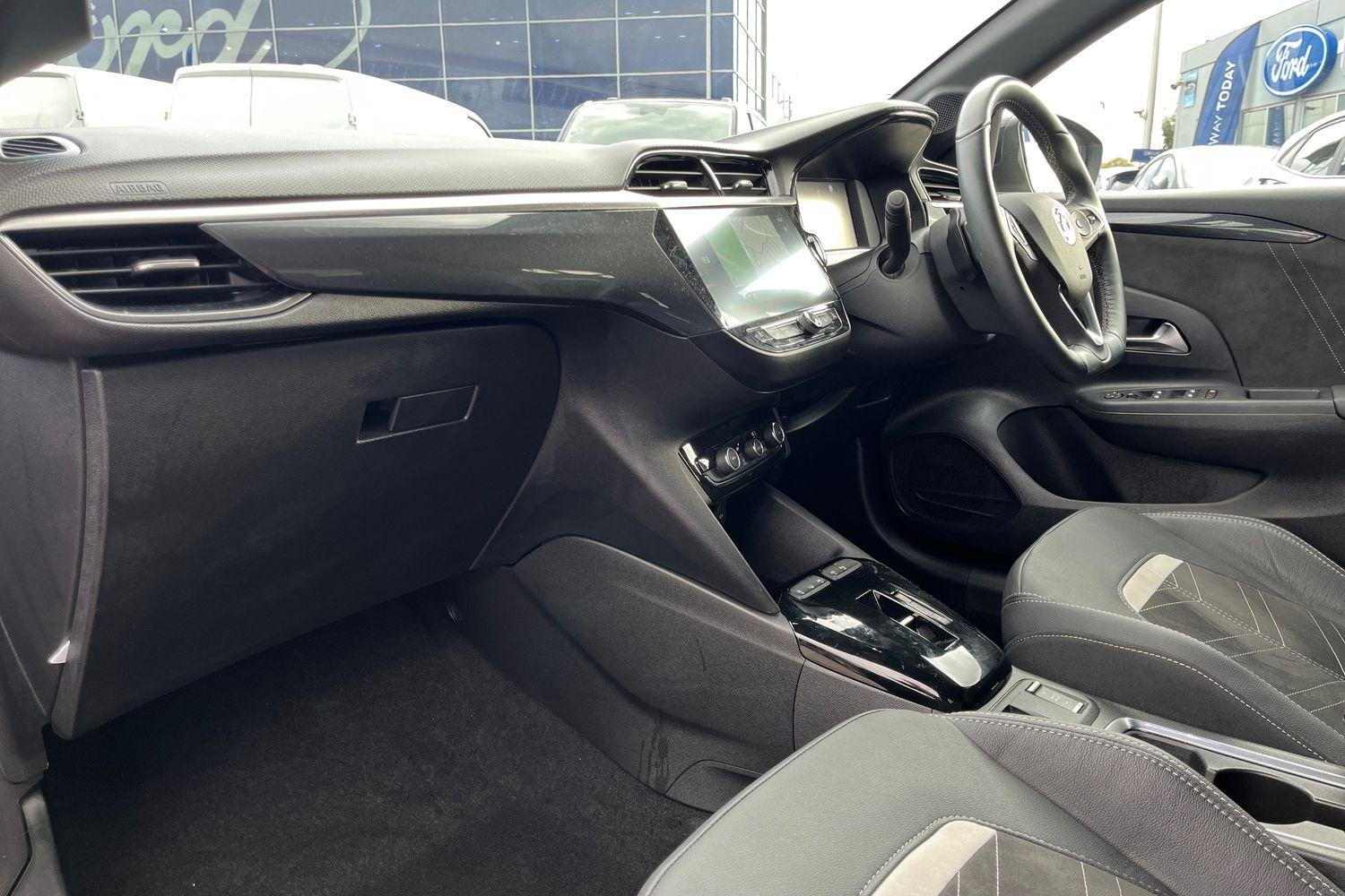 Vauxhall CORSA Photo 17
