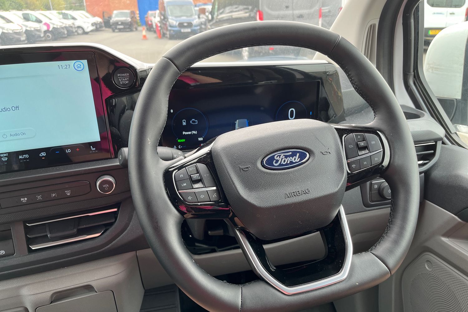 Ford TRANSIT CUSTOM Photo 26