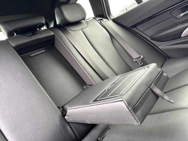 BMW 3 Series Photo 27