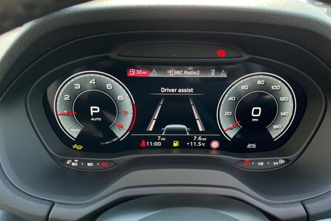 AUDI Q2 Photo 15