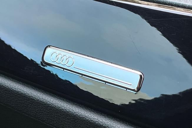 Audi Q3 Photo 26