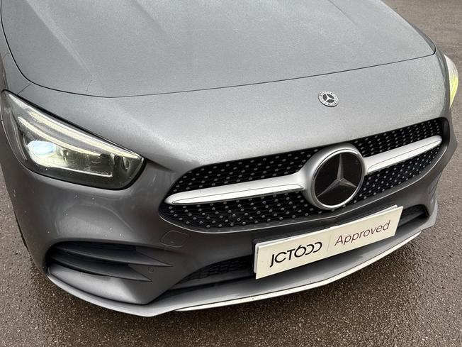 MERCEDES-BENZ B Class Photo 33