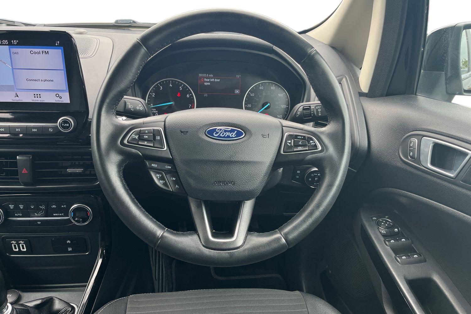 Ford ECOSPORT Photo 10