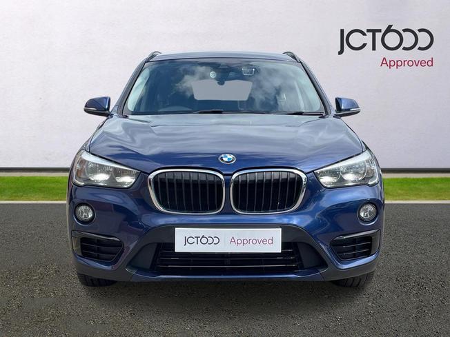 BMW X1 Photo 8