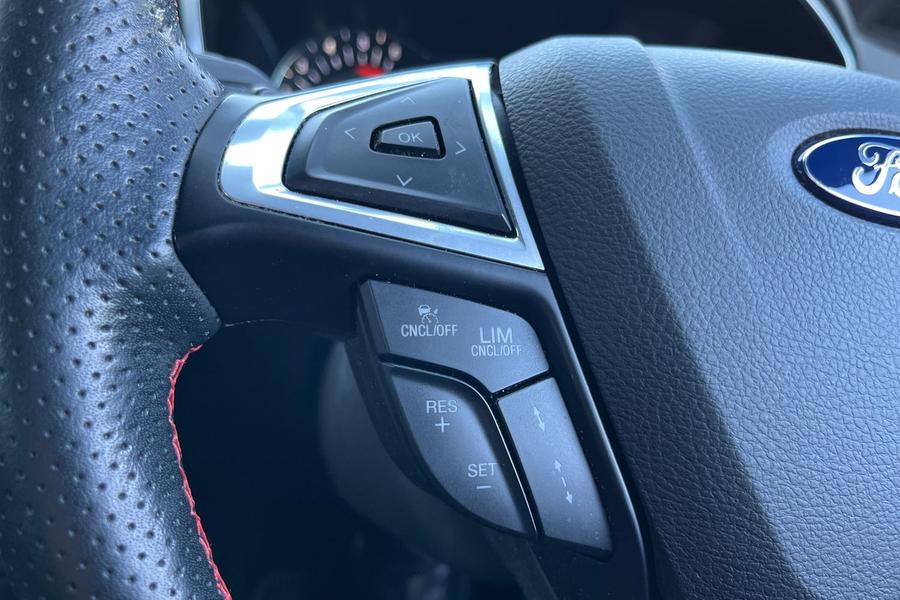 Ford MONDEO Photo autoimg-69ec15f9c0b97ea78f90ef75ed4bb2b2d69357c3.jpg