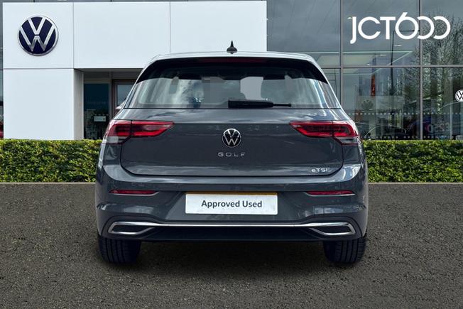 Volkswagen Golf Photo 7