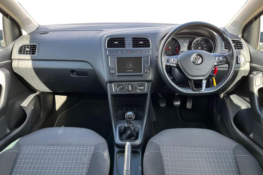 Volkswagen Polo Photo autoimg-69ecd222216e49729090752a93f9a8da1363cc76.jpg