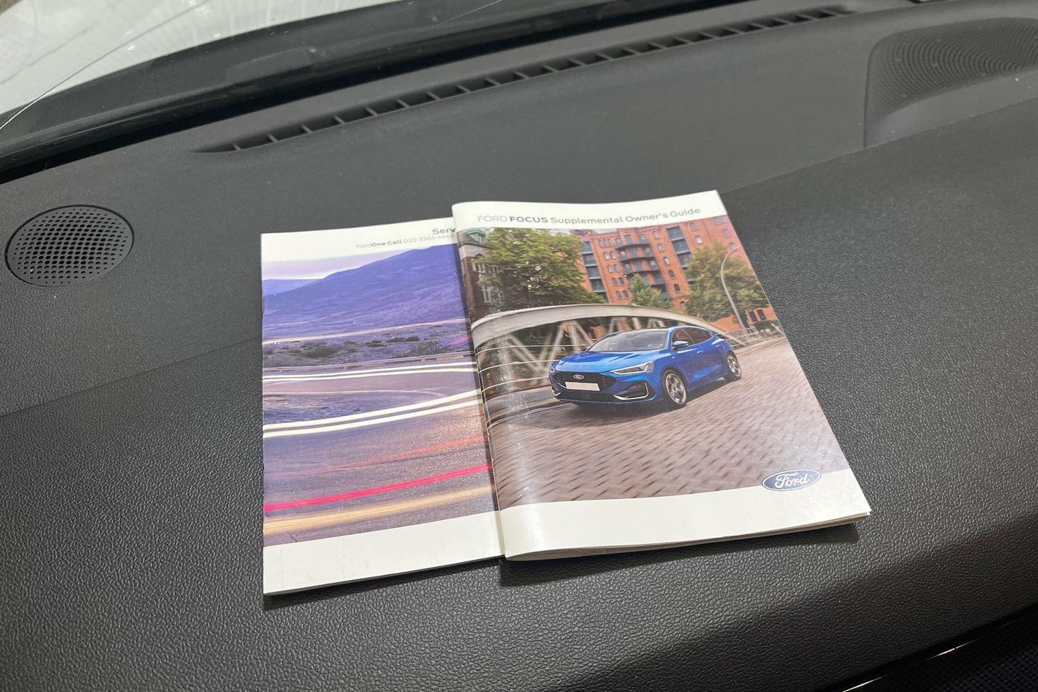 Ford FOCUS Photo 21