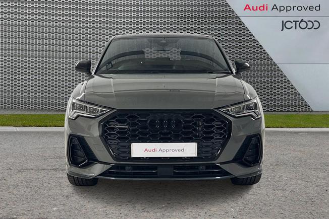 Audi Q3 Photo 8