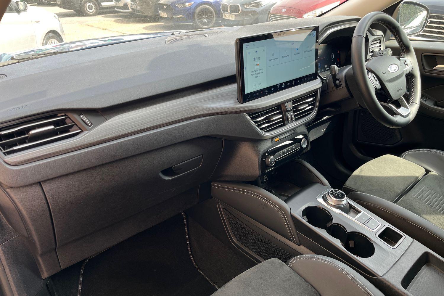 Ford KUGA Photo 17