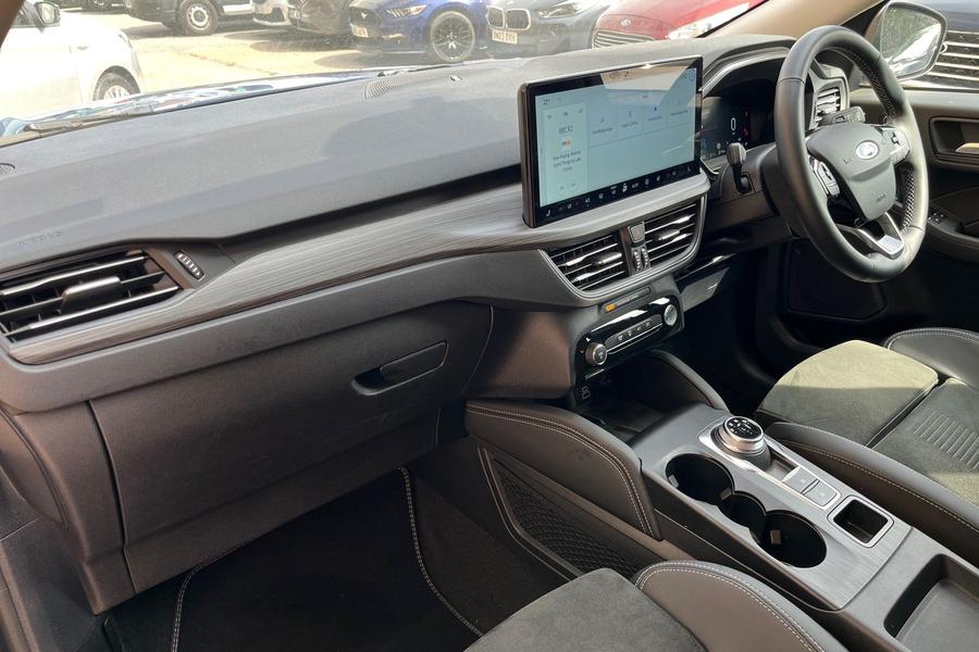 Ford KUGA Photo autoimg-69fd7236fe88292a650eda539173872141f07e85.jpg