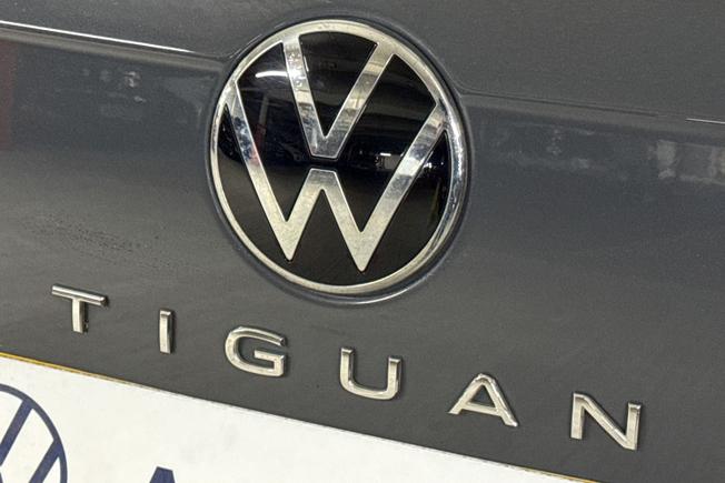 VOLKSWAGEN Tiguan Photo 37