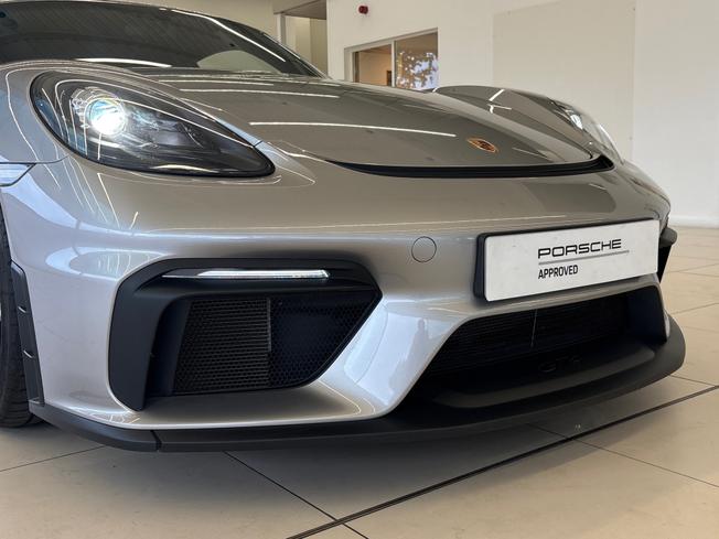 PORSCHE 718 Cayman Photo 53