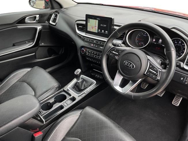 KIA Ceed Photo 6