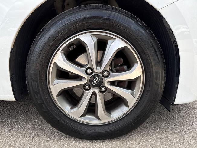 Hyundai i20 Photo 5