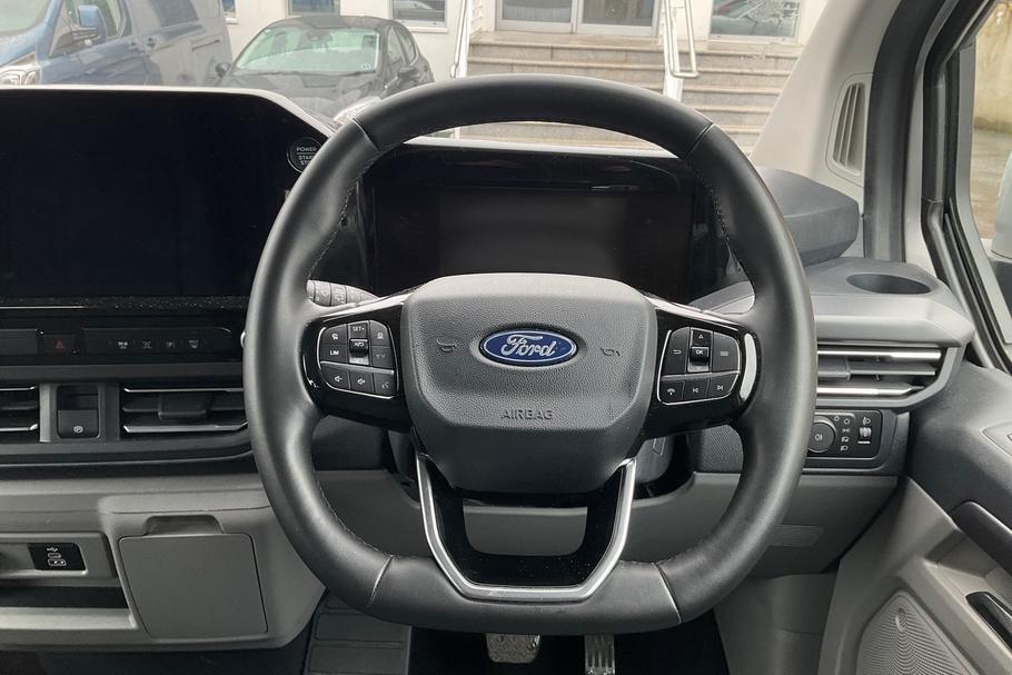 Used FORD TOURNEO CUSTOM BC24PSY 25