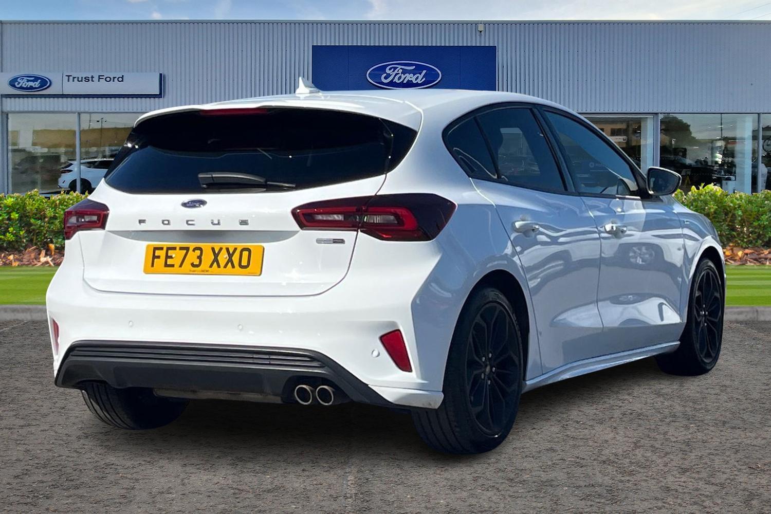 Ford FOCUS Photo 3