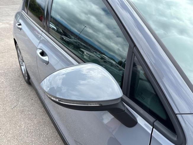 VOLKSWAGEN Golf Photo 20