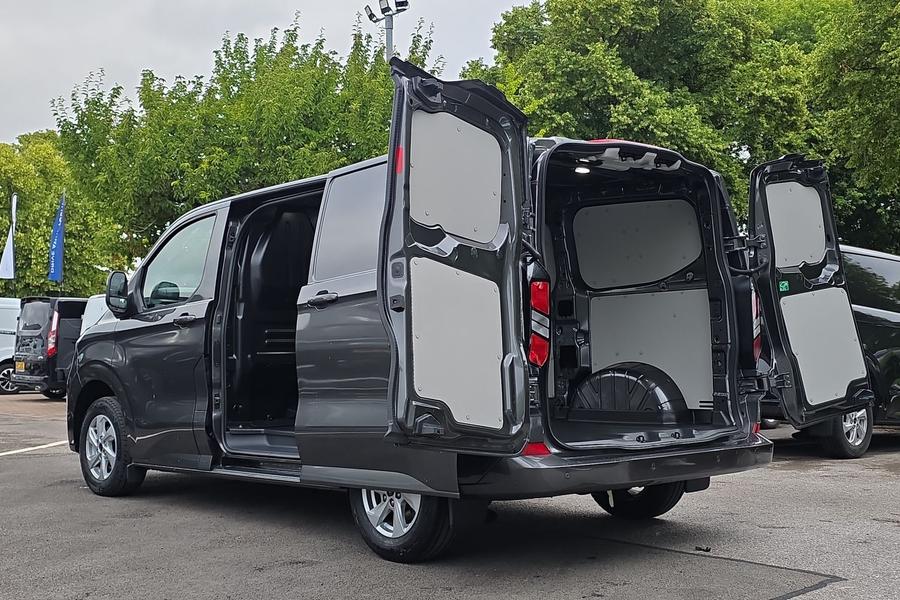 Ford Transit Custom Photo autoimg-6a168589aeae58e9678996c9aa4585d9cea04acb.jpg