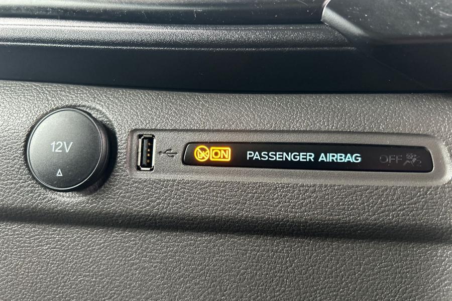 Ford TRANSIT Photo autoimg-6a174c9dd7b112f90f7b52c4353e71865e9a2b09.jpg