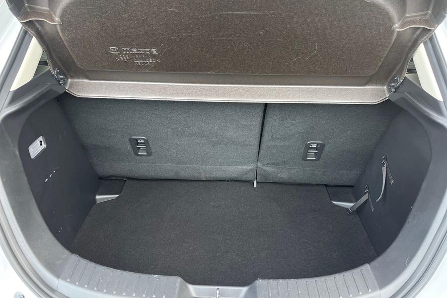 Mazda 2 Photo autoimg-6a1beeb9401d641fa2187c2b5a1907b8a3eb49a6.jpg