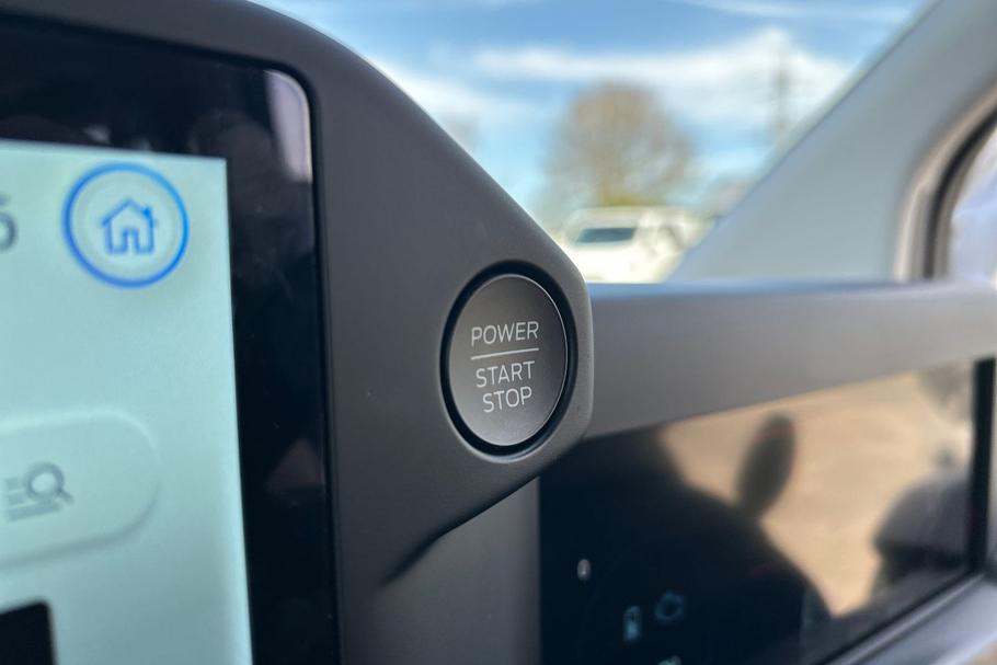 Used FORD TRANSIT CUSTOM WP75FYN 19
