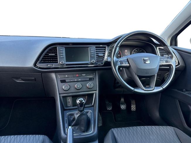 SEAT Leon Photo 11