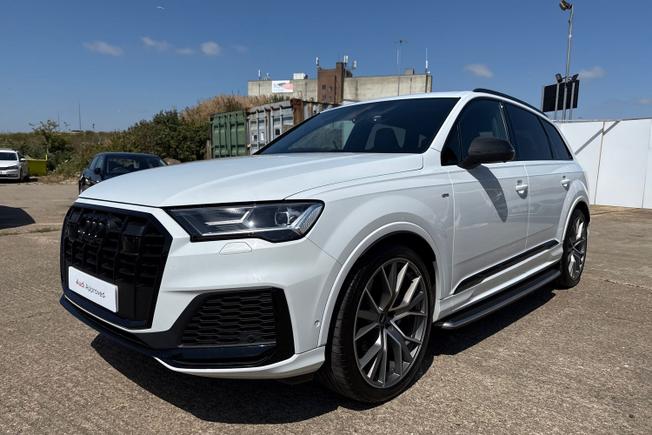 AUDI Q7 Photo 59