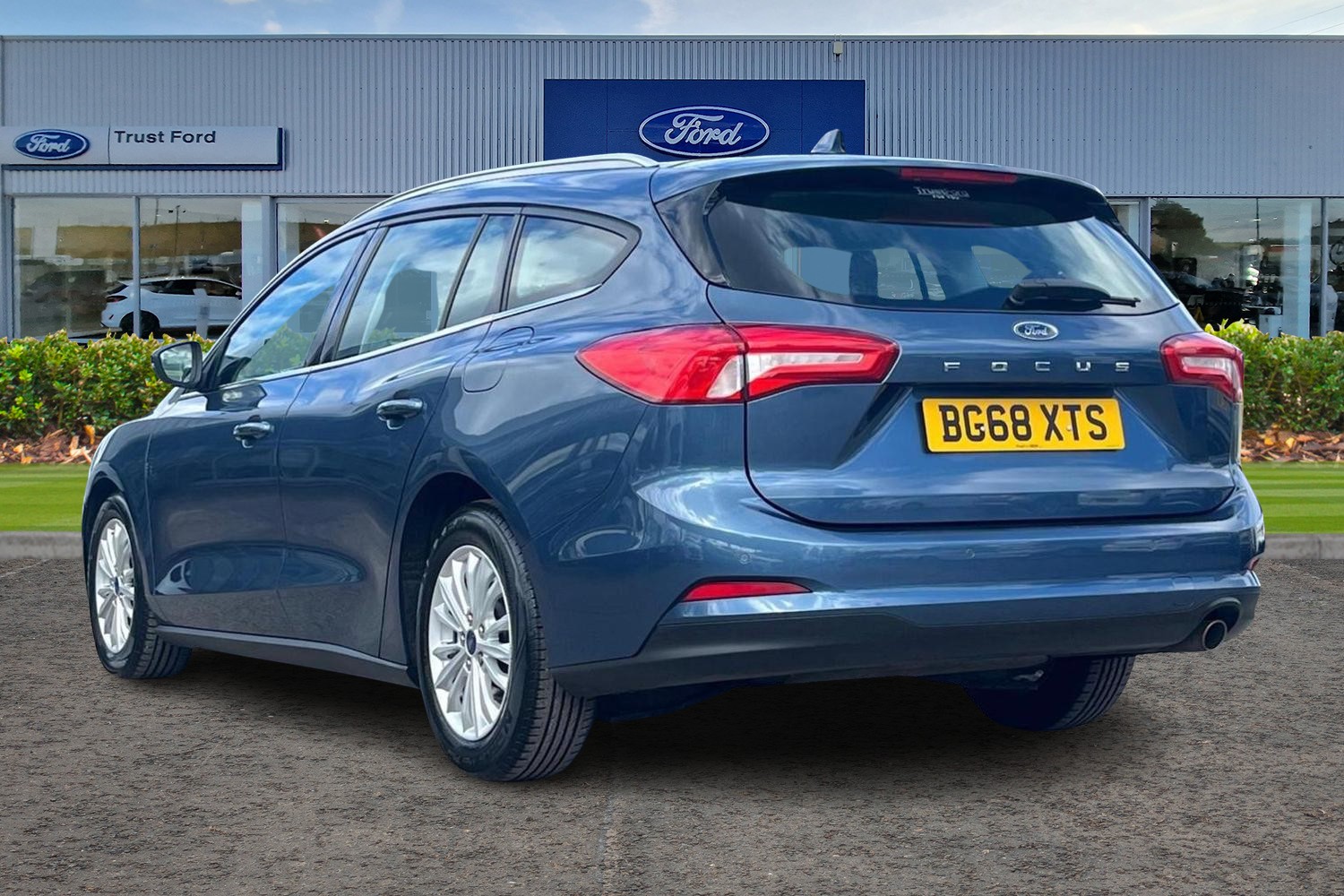 Ford Focus Photo 1