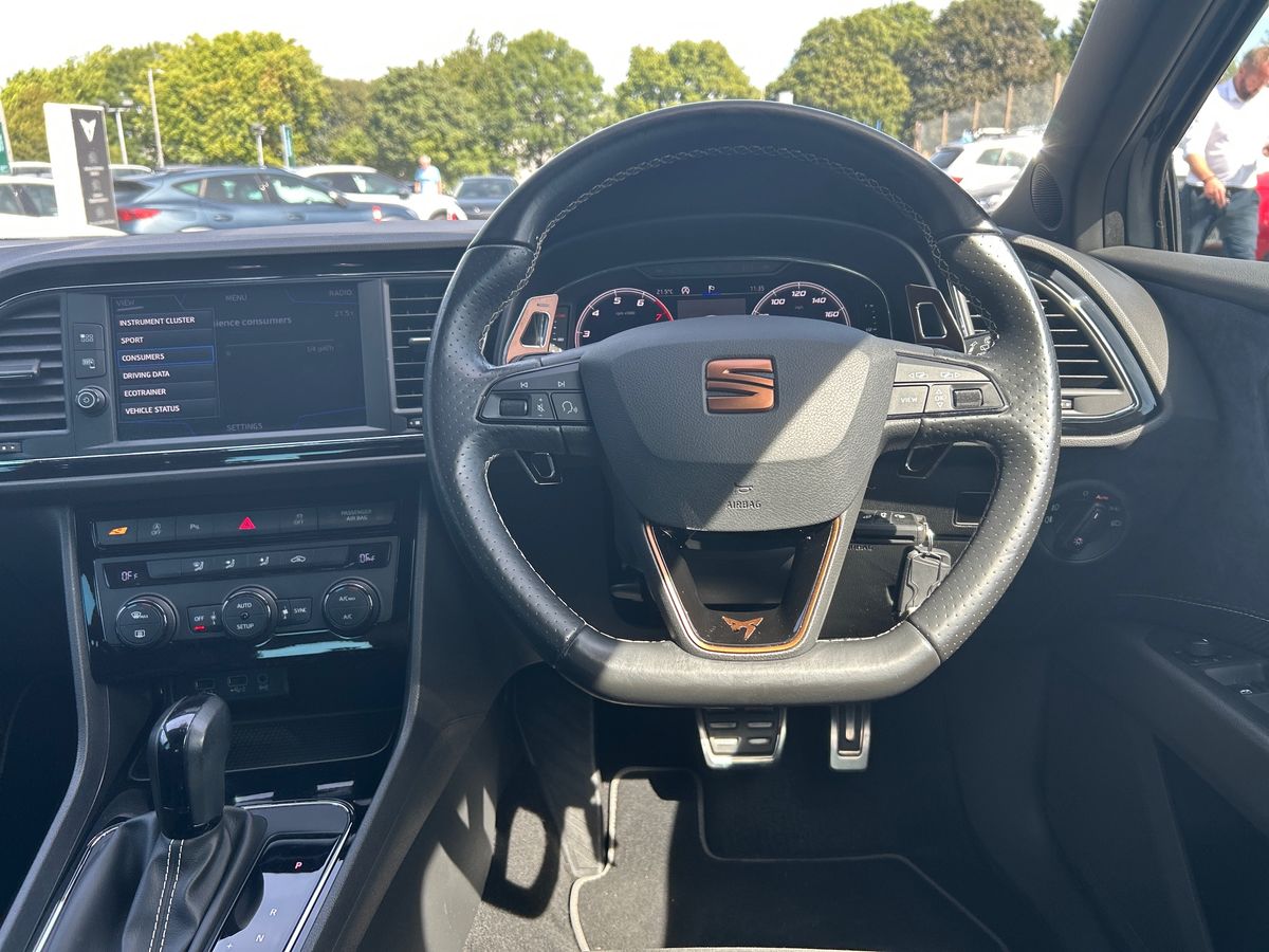 SEAT Leon Photo 13